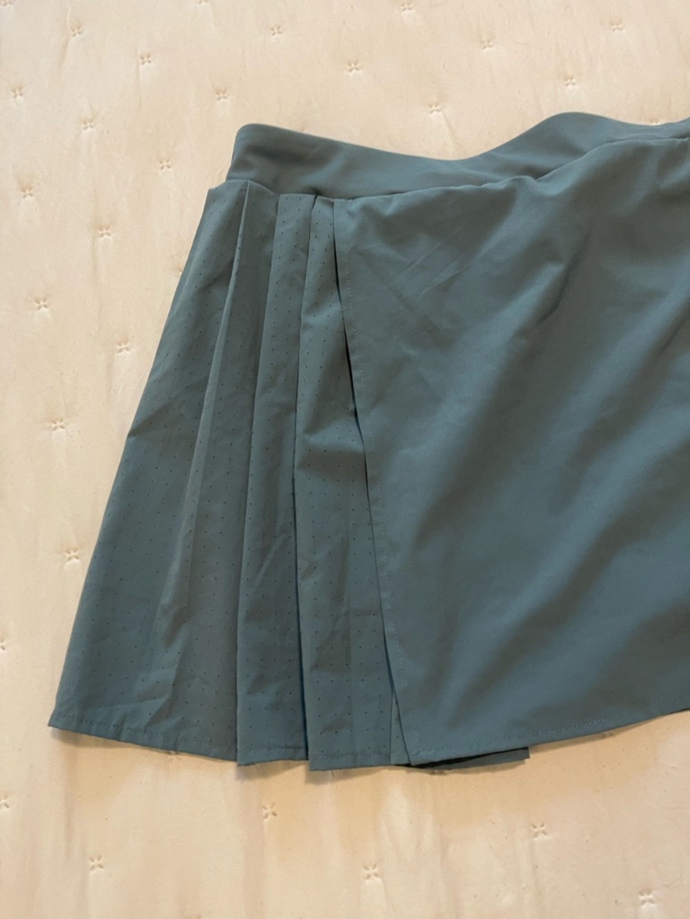Pleated A-Line Women's Athletic Skort in Teal Blue Green